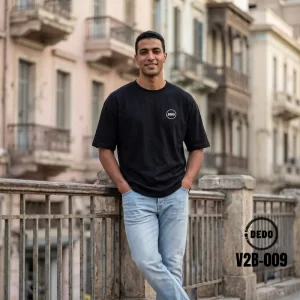 DEDO oversized t-shirt with a small white chest logo, style code V2B-009.