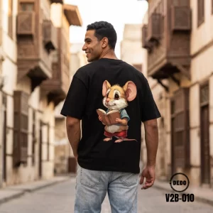 DEDO V2B-010 black oversized streetwear t-shirt with reading mouse back graphic outdoors 